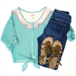 NWOT* Boho Sheer Lace Tie Front Top